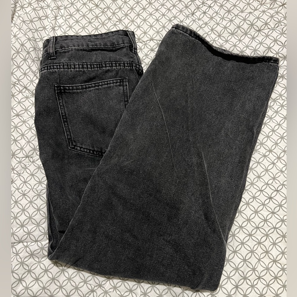 Black baggy/wide jeans